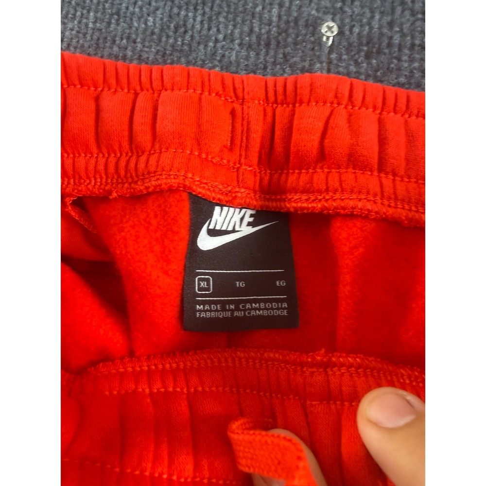 Nike Sportswear Club Fleece Joggers Mens XL Red Sweatpants BV2671-657 - Picture 3 of 5